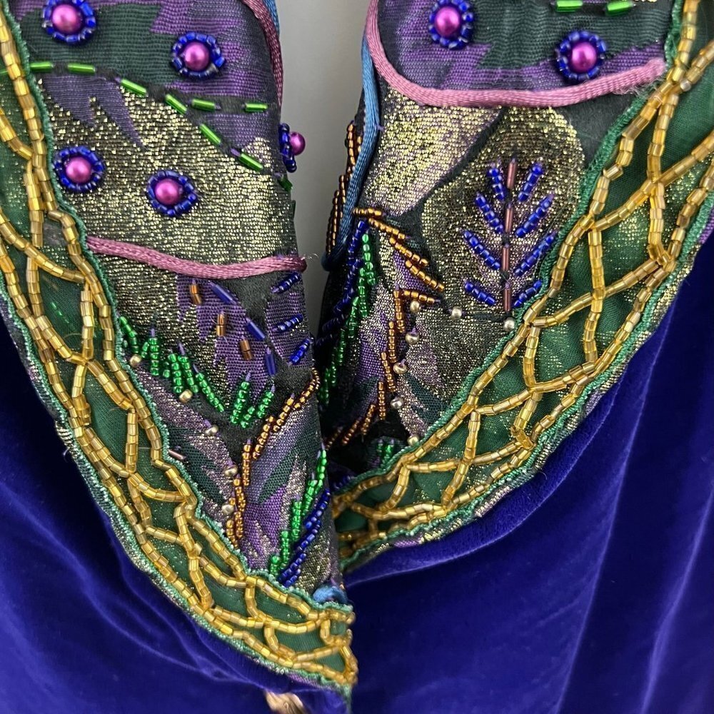 Victoria's Secret Purple Velvet Jacket vintage Beaded Sequins Size S Metallic - Picture 9 of 14